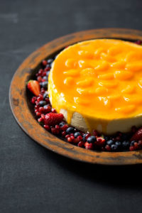 BAKED CLEMENGOLD CHEESECAKE