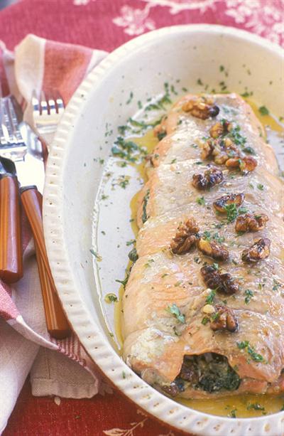 SPINACH AND WALNUT STUFFED SALMON TROUT