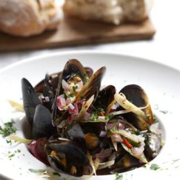 BLUEBAY MUSSELS WITH FENNEL AND AQUAVIT SAUCE