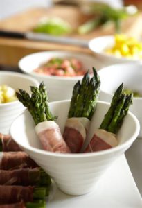ASPARAGUS WRAPPED IN PROSCIUTTO