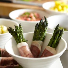 ASPARAGUS WRAPPED IN PROSCIUTTO