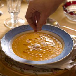 CARROT AND CARDAMOM SOUP