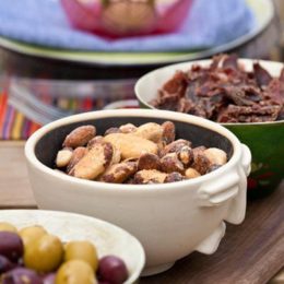 SPICY ROASTED NUTS AND MARINATED OLIVES