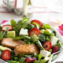 ROSY SALMON, MINT AND STRAWBERRY SALAD