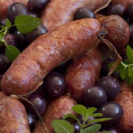 ITALIAN FENNEL SAUSAGES ROASTED WITH BLACK GRAPES