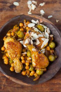 CHICKEN AND CLEMENGOLD TAGINE