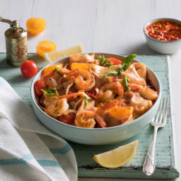 PAPPARDELLE-WITH-PAPRIKA-PRAWNS-AND-BALSAMIC-CHERRY-TOMATOES