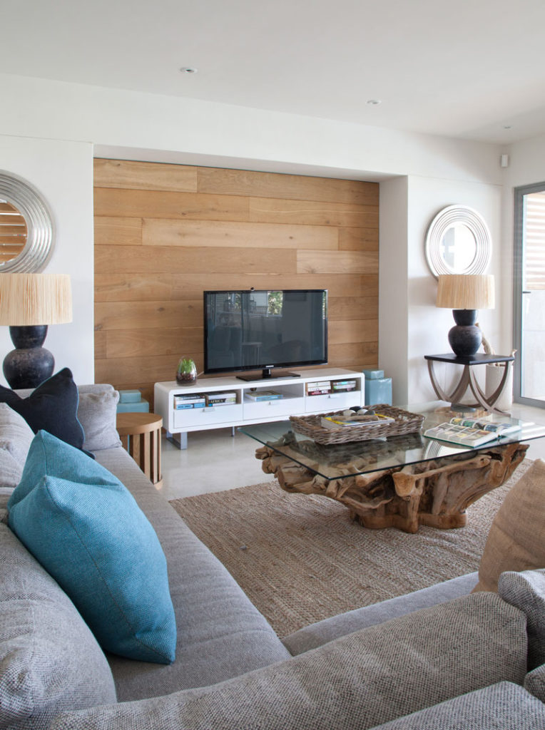 tv room - contemporary beach house