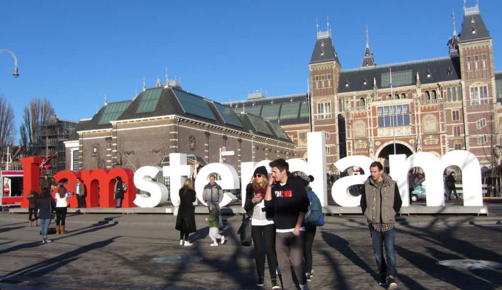 the-famous-i-amsterdam-letters-in-front-of-the-rijksmuseum