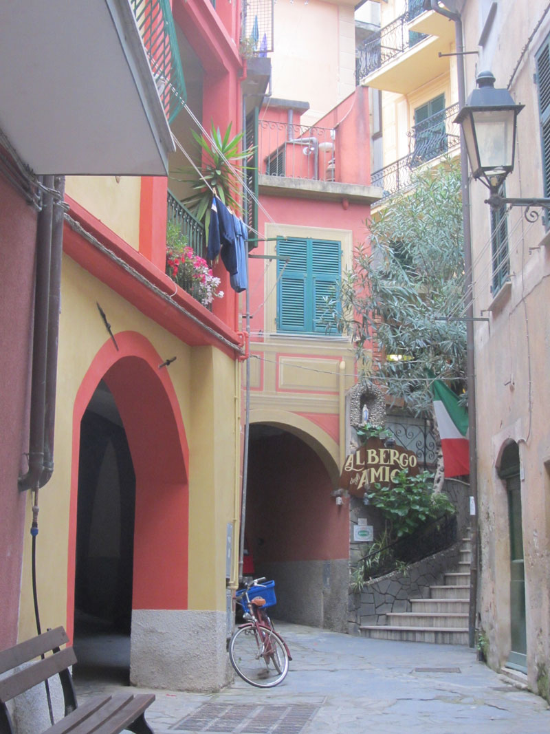 A charming side street of Monterosso.