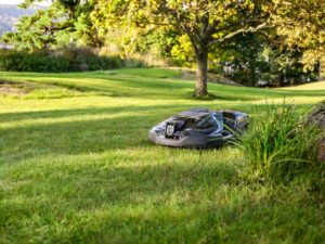 Win-a-Husqvarna-Robotic-Lawnmower_lifestyle