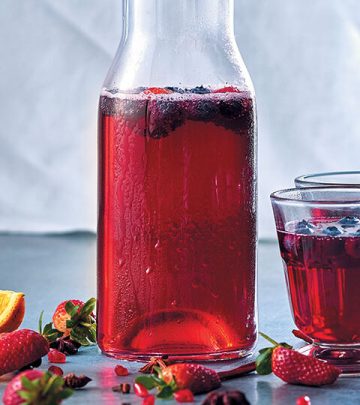 berry christmas sangria recipe