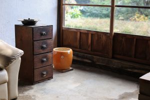 furniture pieces