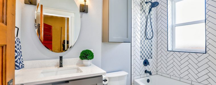 small bathroom storage hacks