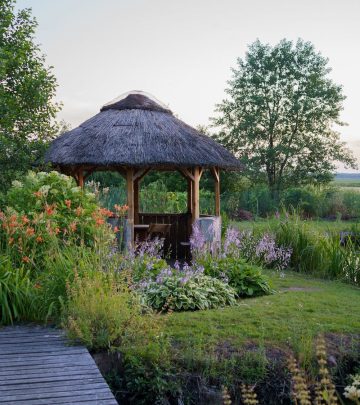 Maximalist outdoor garden