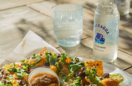 lentil chilli and nachos