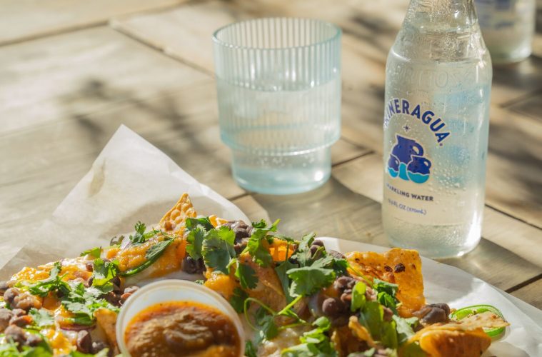 lentil chilli and nachos