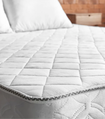 How to clean your mattress feature