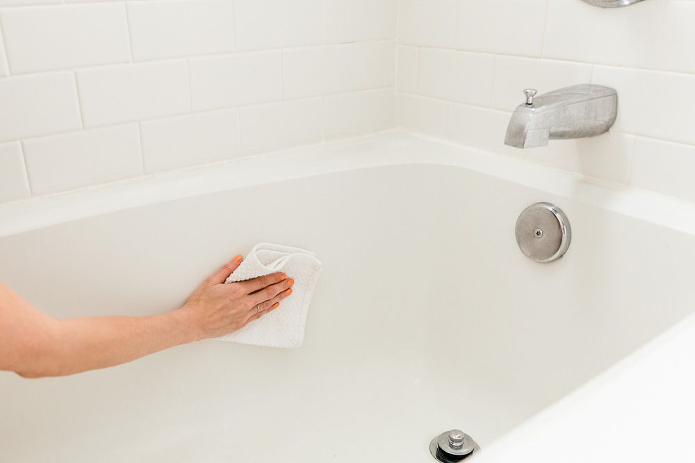 how to remain stains from your bathtub