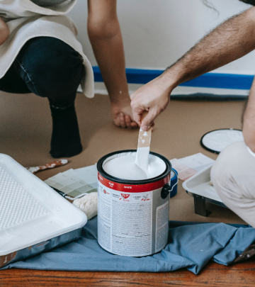 People painting