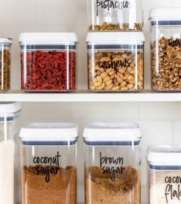 Pantry storage storage containers with labels