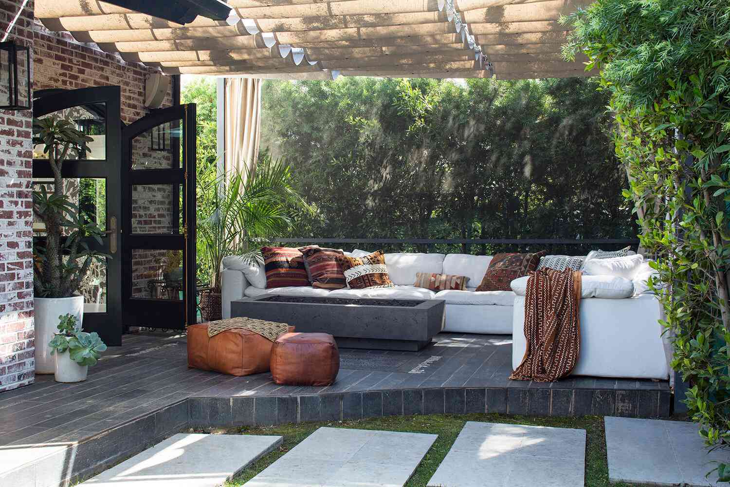outdoor lounges