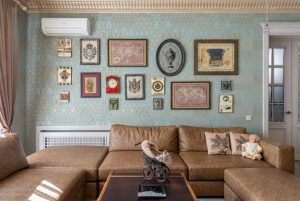 Granny chic decor