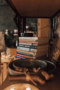 5 Beautiful book storage ideas that double as décor