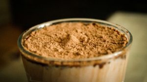 Chocolate banana, avocado smoothie: a tasty vegan spring treat