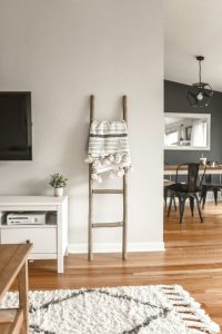 dECORATING with plants
