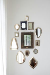 8 unique ways to decorate your walls without repainting