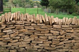 dry-stone-wall-2834780_1280