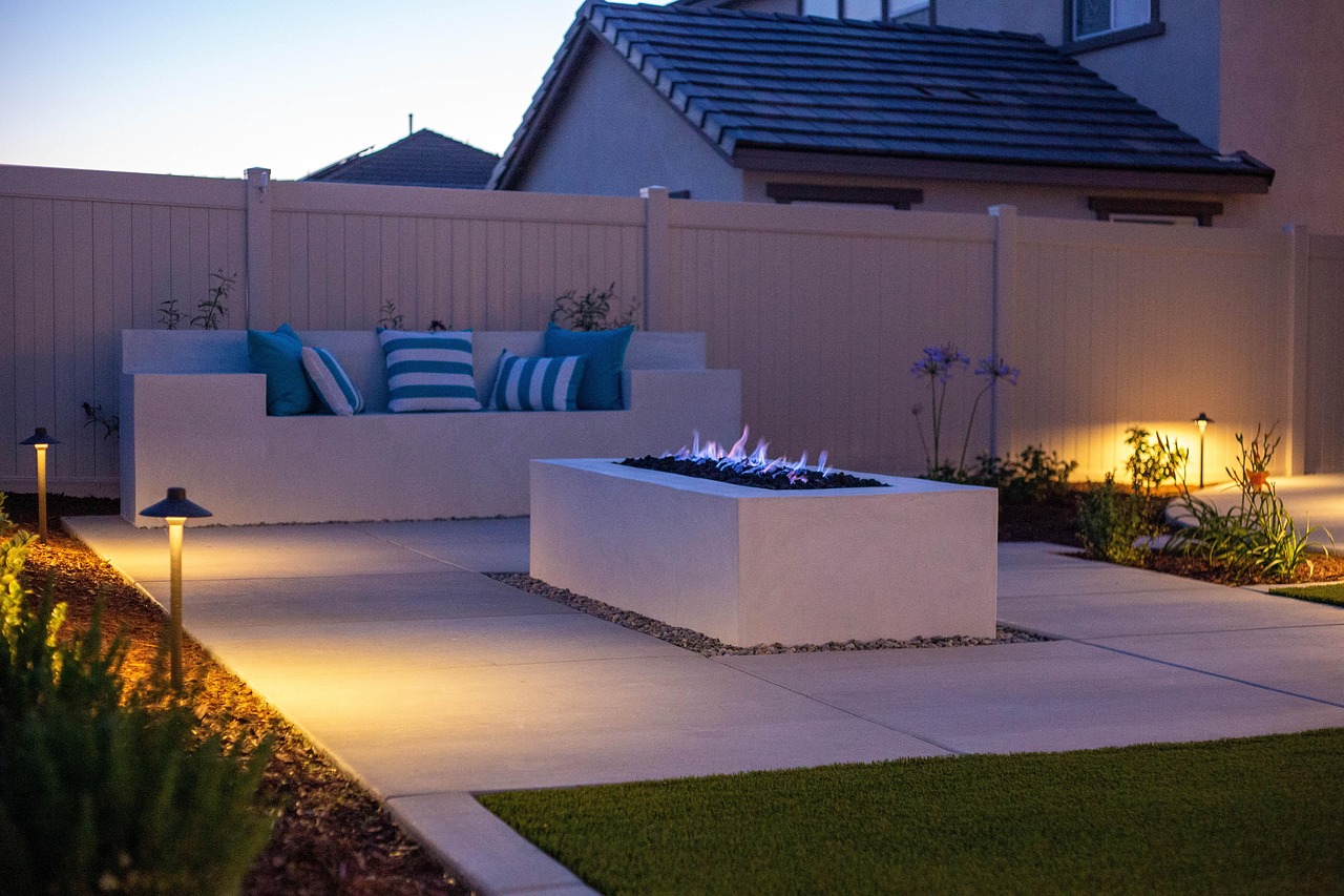 firepit-7279074_1280