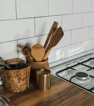 pexels-arina-krasnikova-6653928